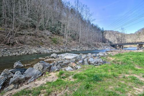 Apartamento Modern, Dog-friendly Getaway On Cane River!