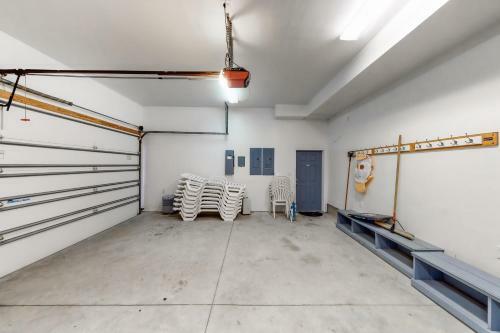 Whispering Sands #7-b