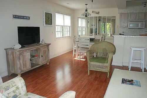 809 Villa