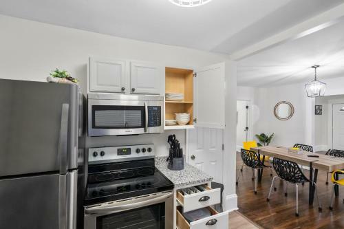 Charlotte Luxury Home Noda