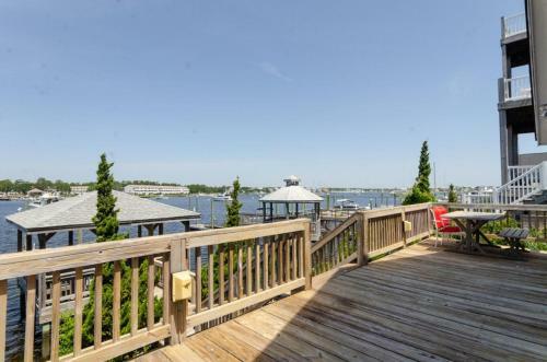 Boat Dock Bungalow