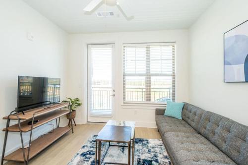 Apartamento Viagem Delightful 1br Bright With Balcony