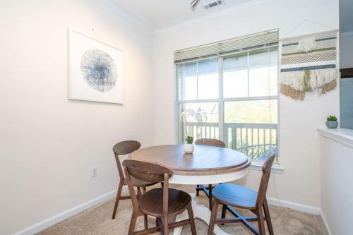 Apartamento Viagem Durham Stylish 1br With Balcony