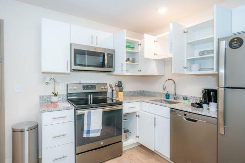 Apartamento Viagem Cozy 1br With Parking Near Rtp