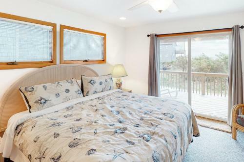 The Skipper's Catch #17-f