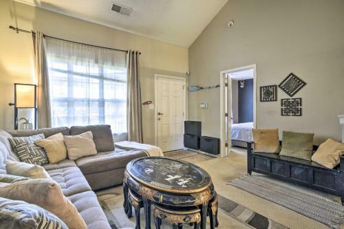 Greensboro Getaway With Patio About 7 Mi To Downtown