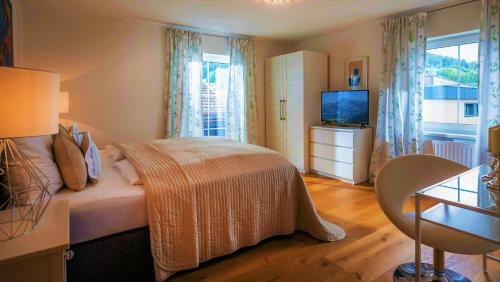 Hostal Pension Chalet Schott