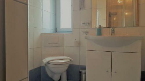 Hostal Pension Chalet Schott