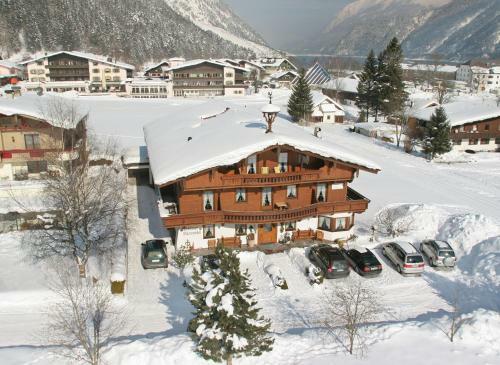 Hostal Landhaus Karwendel