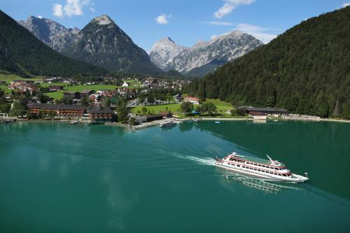 Hotel Christina - Achensees Kleinstes 4 Stern Hotel