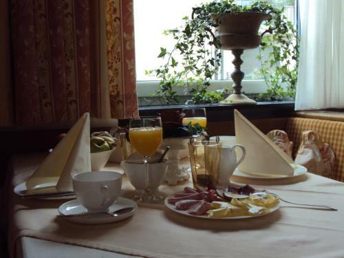 Hostal Bergheim