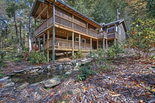 2br Highlands Luxury Cabin With Stone Firepit In Town