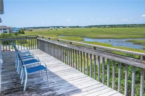 Atlantic Retreat West - Duplex Home