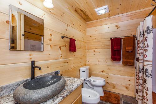 Mountain-view Cabin Retreat With Hot Tub & Firepit Cabin