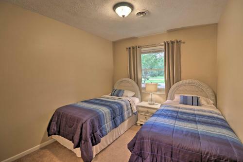 Quiet Home With Fire Pit And Bbq, 5 Mi To Downtown