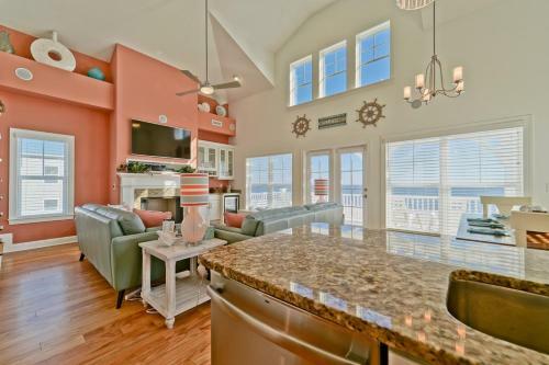285 Ocean Boulevard East Home