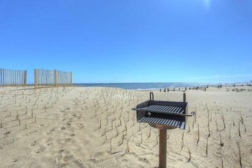 5011 - Sun Of A Beach