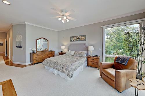 Panoramic Pool Paradise Withpool, Game Room & Firepit For Fall Fun Home