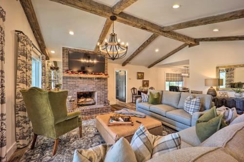 Serenitee Cottage On Golf Course With Mtn View