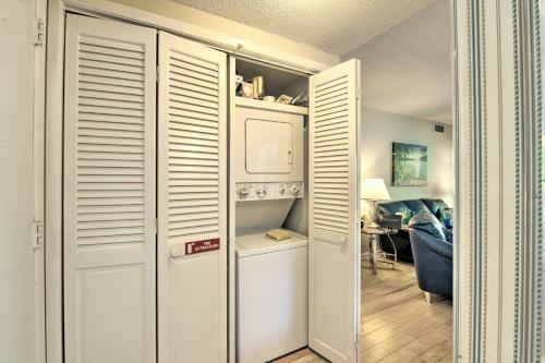 Apartamento Lakeview Condo With Resort Pool 2 Mi To Golf!