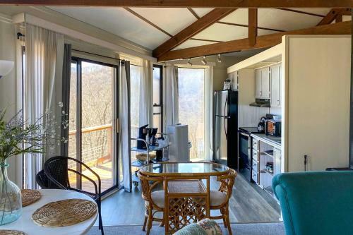 Cozy North Carolina Rondette With Mountain Views!