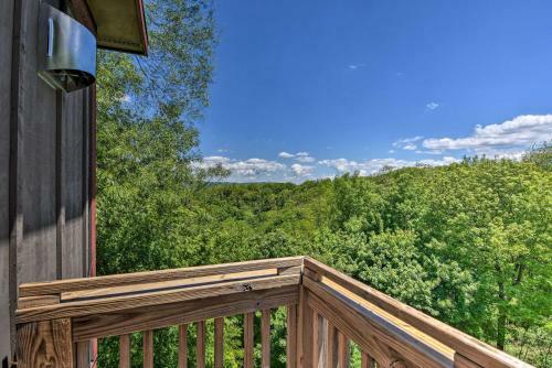 Apartamento Cozy Couples Retreat At Blue Ridge Loft!