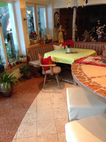 Hotel Garni H�ttl Bernd