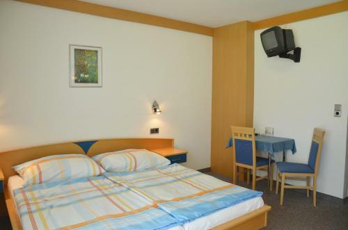 Hostal Pension Hribernig