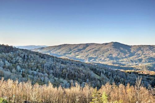 Apartamento Cozy Sugar Mountain Condo With Pool, Hot Tub Access!