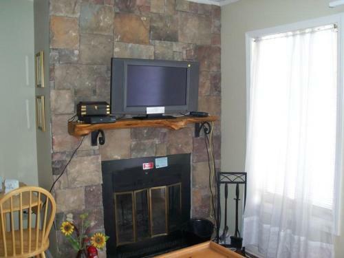 Sugar Ski & Country Club Unit 112