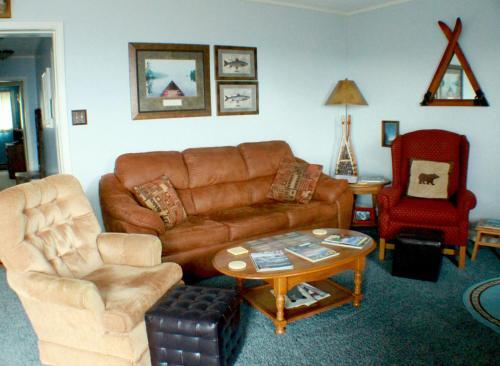 Sugar Ski & Country Club Unit 833