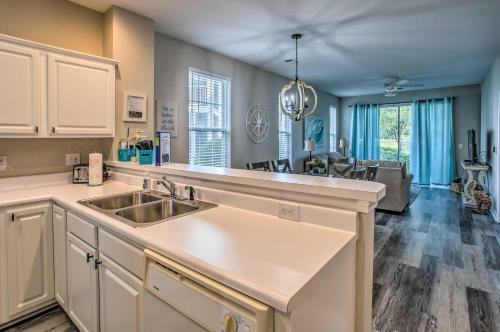 Apartamento Golf Retreat, Pool - Ideal Sunset Beach Spot!