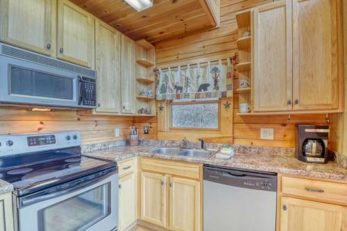 3 Bed 3 Bath Vacation Home In Whittier