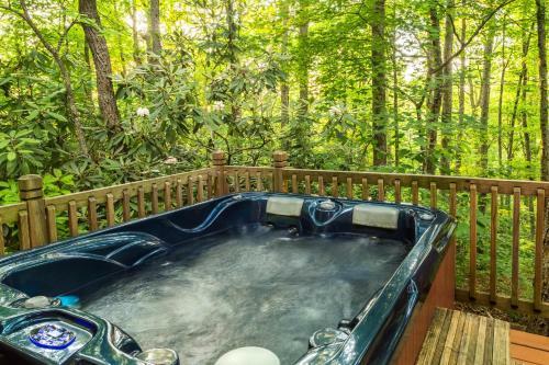 2 Bed 2 Bath Vacation Home In Whittier V