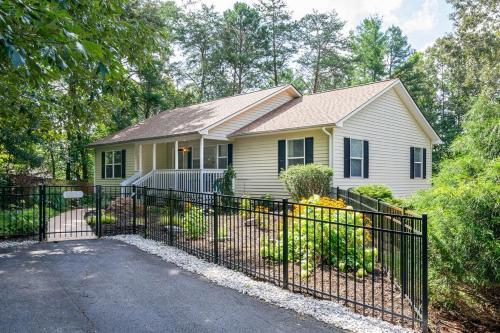 Rabbit Ridge Retreat Home