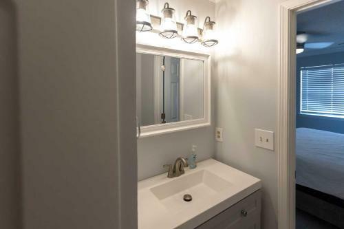 Apartamento Updated Wilmington Retreat, 2 Miles To Uncw!