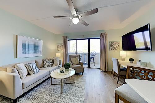 Apartamento Historic River-view Condo - Walkable Locale