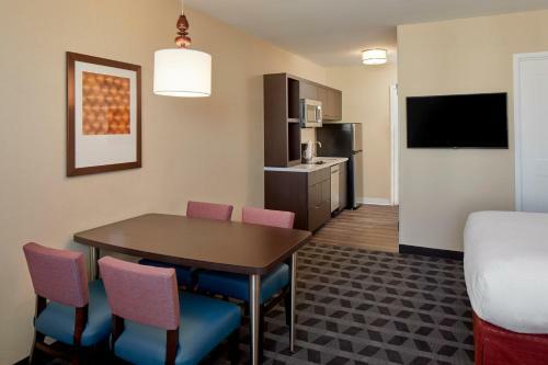 Hotel Towneplace Suites By Marriott Columbus North - Osu