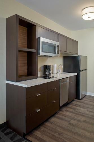 Hotel Towneplace Suites By Marriott Columbus North - Osu