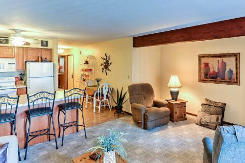 Apartamento Lakeside Port Clinton Condo With Pool Access And View!