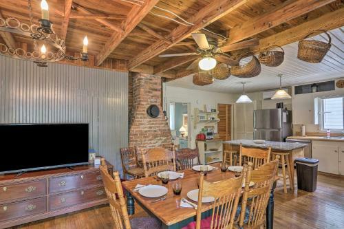 Spacious Lakeside Cottage - 2 Miles To Marblehead!