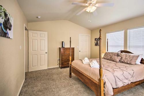 Spacious Townhome, Walk To Lake And Restaurant!