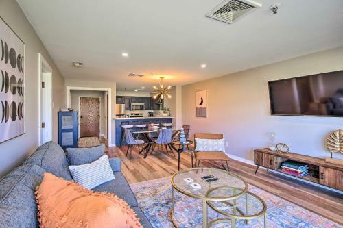 Apartamento Modern Condo At Shangri La Golf, Boat, Fish!