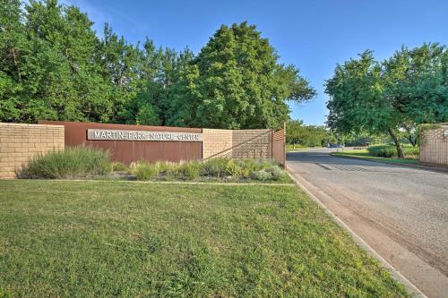 Casual Yet Elegant, Spacious Nw Oklahoma City Home