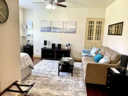 Apartamento Bright Okc Midtown Studio-coolest Neighborhood