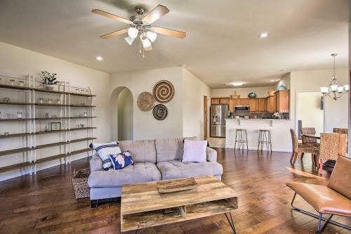 Okc Home Less Than 10 Mi To Myriad Botanical Gardens!