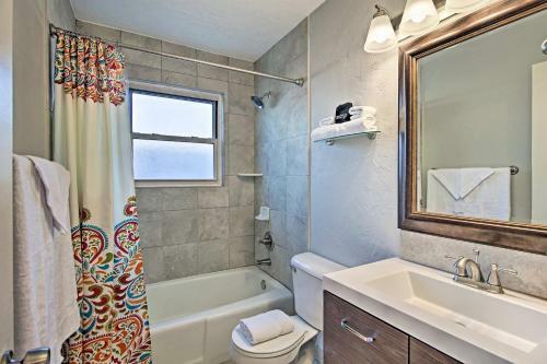Spacious House With Yard - Mins From Downtown Tulsa!