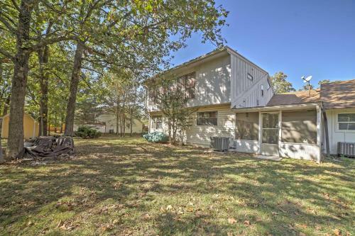Tahlequah Duplex With Screened-in Porch And Fire Pit!