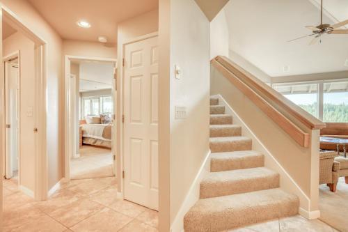 River Ridge One-bedroom Condos