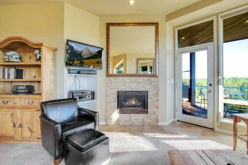 River Ridge Two-bedroom Condos